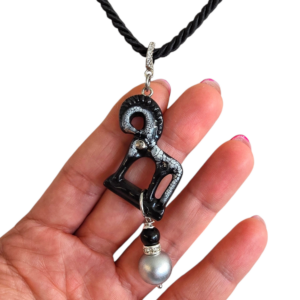 collana con cavallino greco