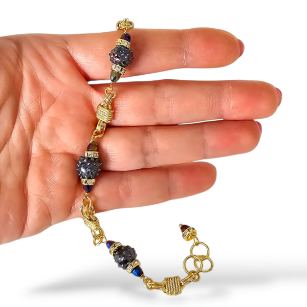 Bracciale con ricci di mare in porcellana