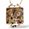 Collana con particolare del Medaglione di S.S. Maria della Consolazione - Dettaglio sacro, protezione intima